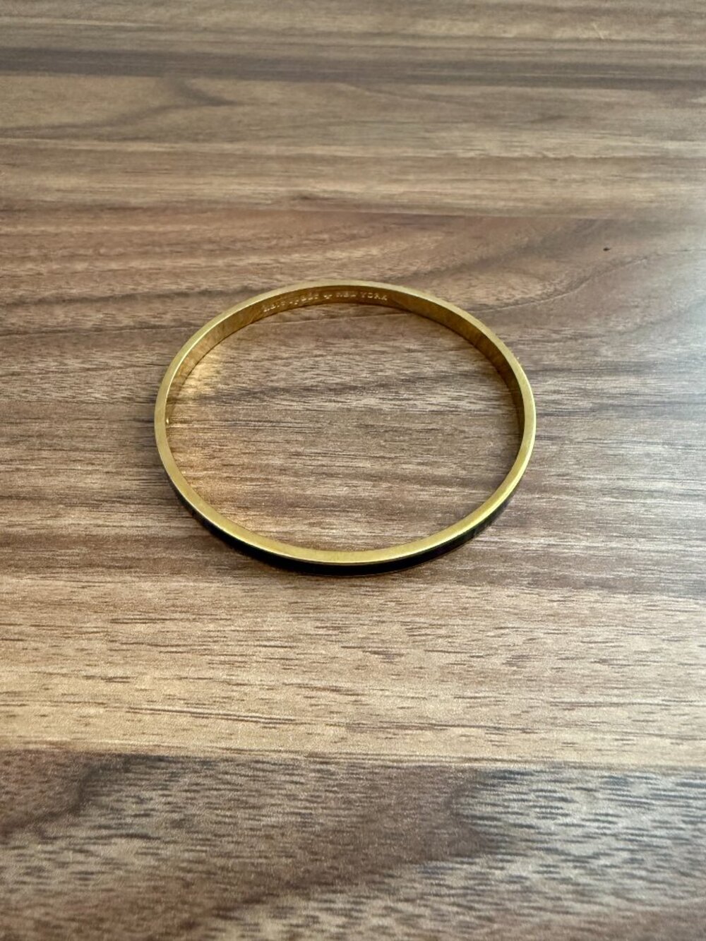 Kate Spade Draw the Line Black Enamel Gold Bangle Bracelet Idiom Collection NWOT - Picture 3 of 4